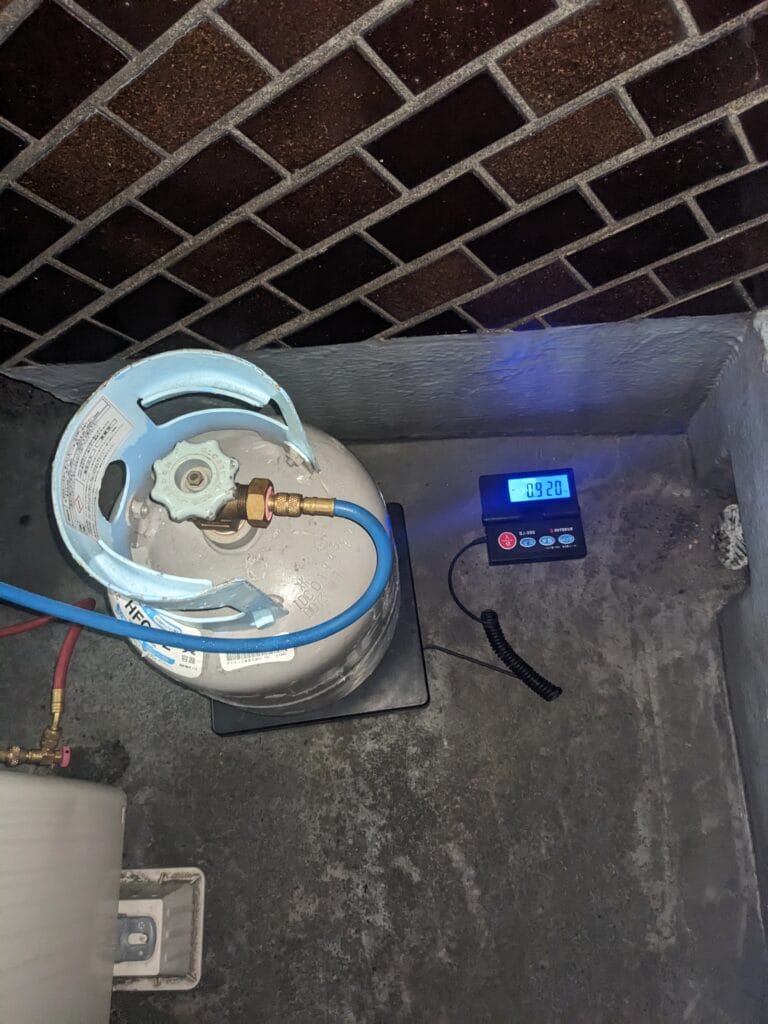 エアコン修理ガス補充