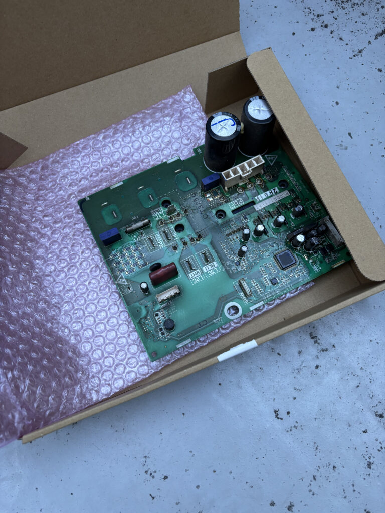 ファンモータ・基盤交換