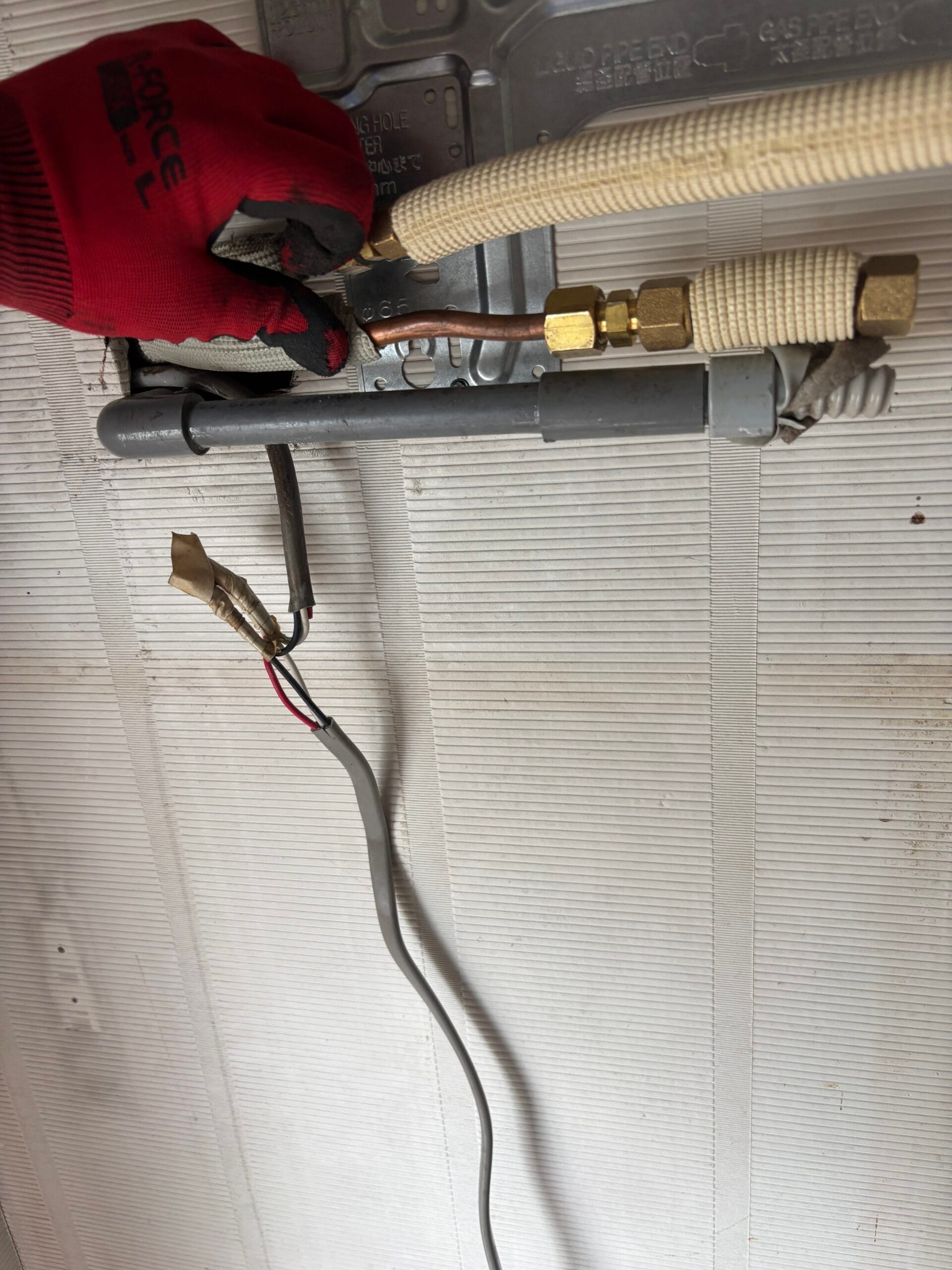 家庭用エアコン隠蔽配管