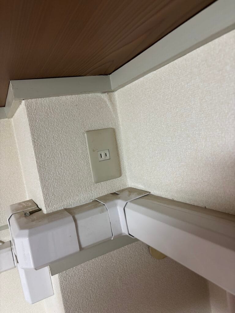 エアコン専用コンセント移設前写真