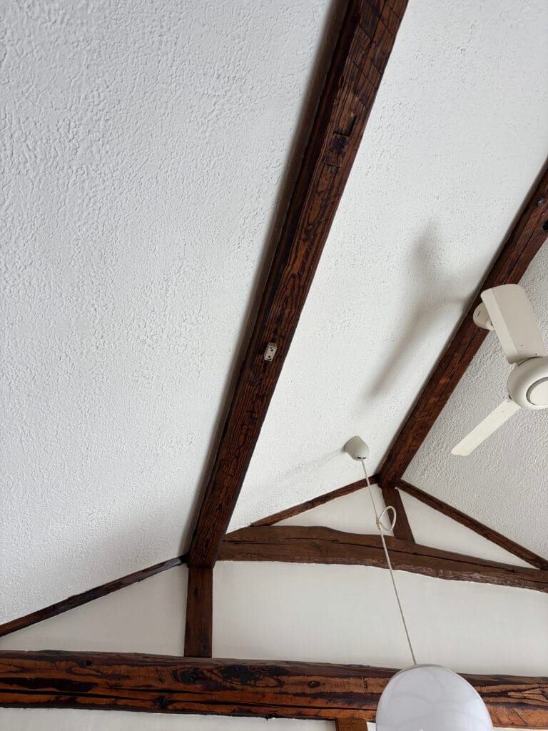 高所照明交換ローゼット取付写真