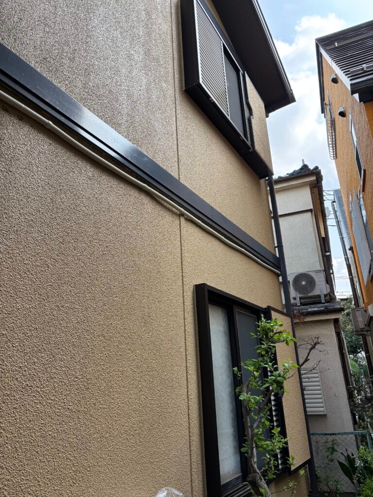 エアコン専用コンセント外工事パターン2