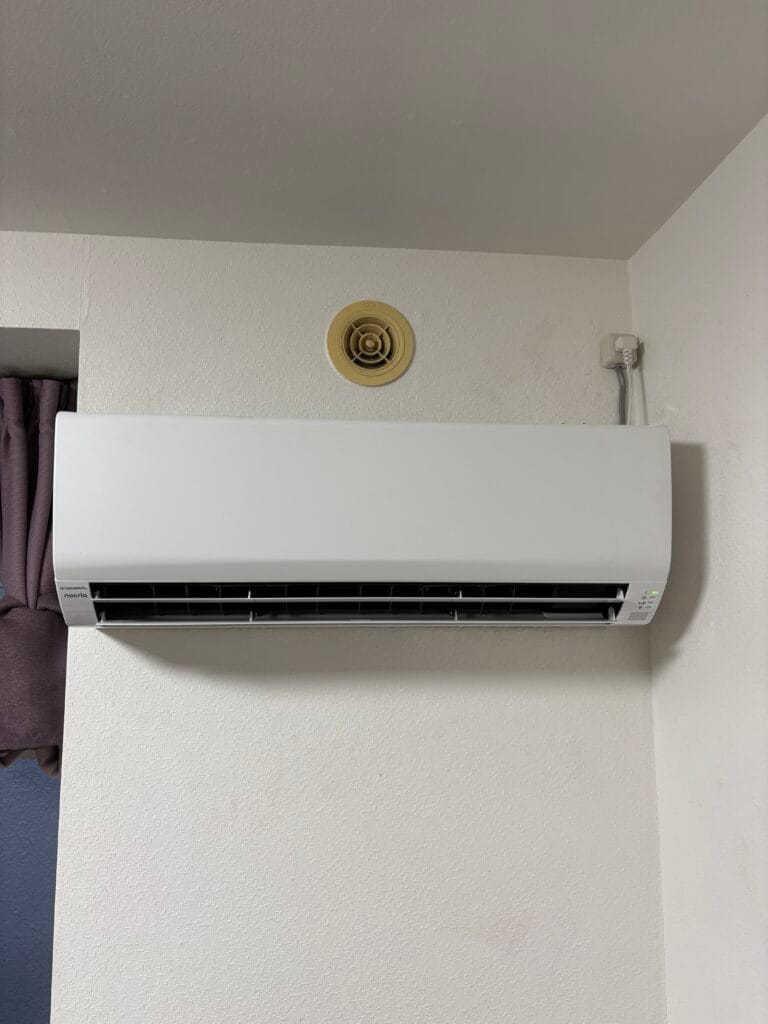 府中市のエアコン専用回路作成 コンセント写真